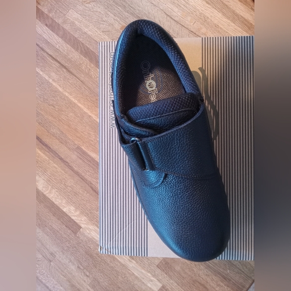 NEW Orthofeet Broadway Black Leather 10.5 Wide - Picture 4 of 9